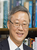 성게용 위원 인물사진